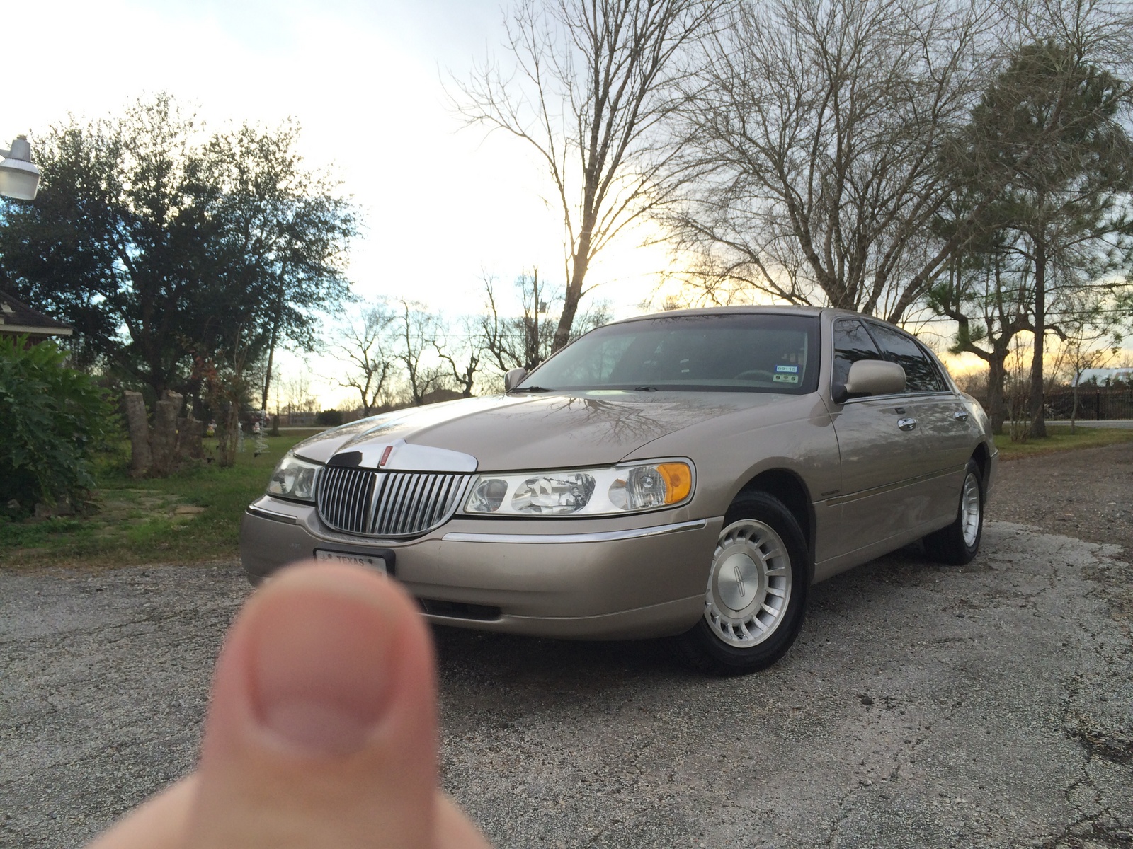 2002 Lincoln Town Car