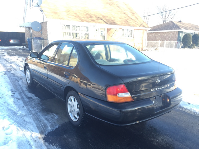 1999 Nissan Altima