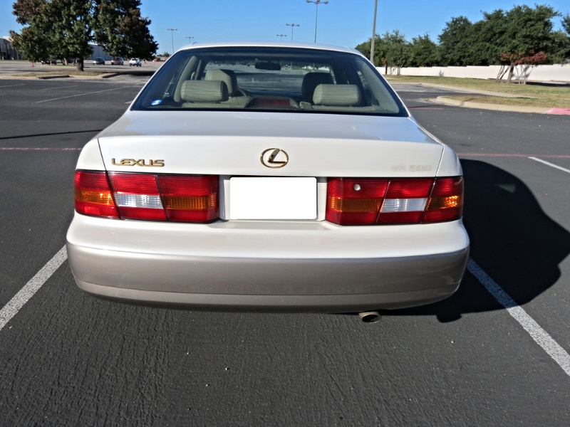 1999 Lexus ES 300