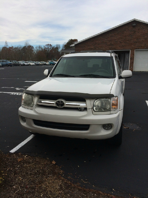 2005 Toyota Sequoia