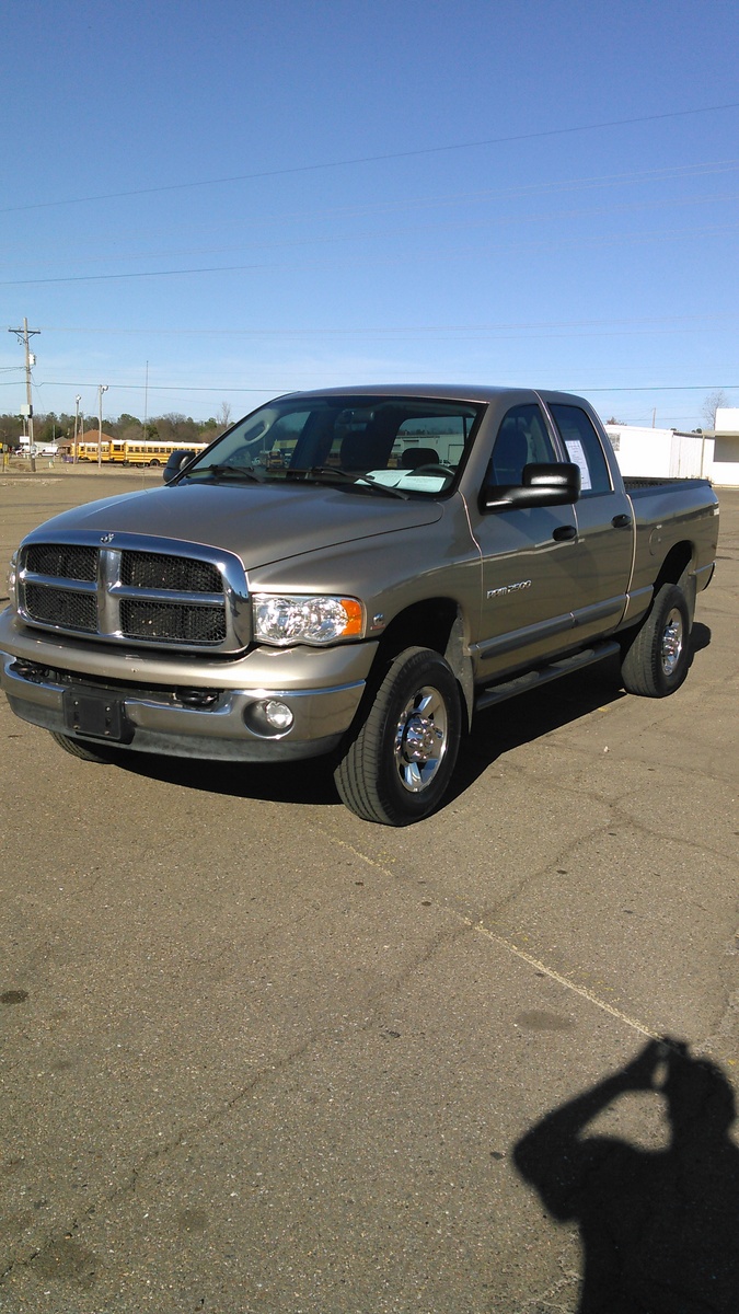 2005 Dodge Ram Pickup 2500