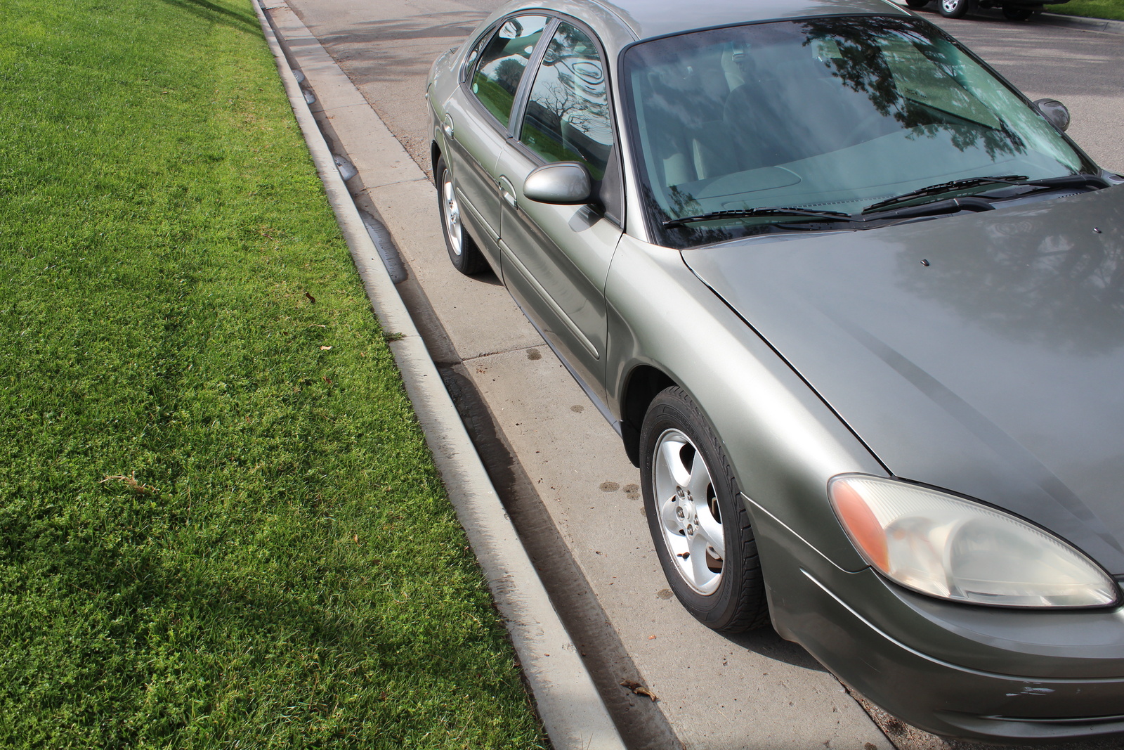 2001 Ford Taurus