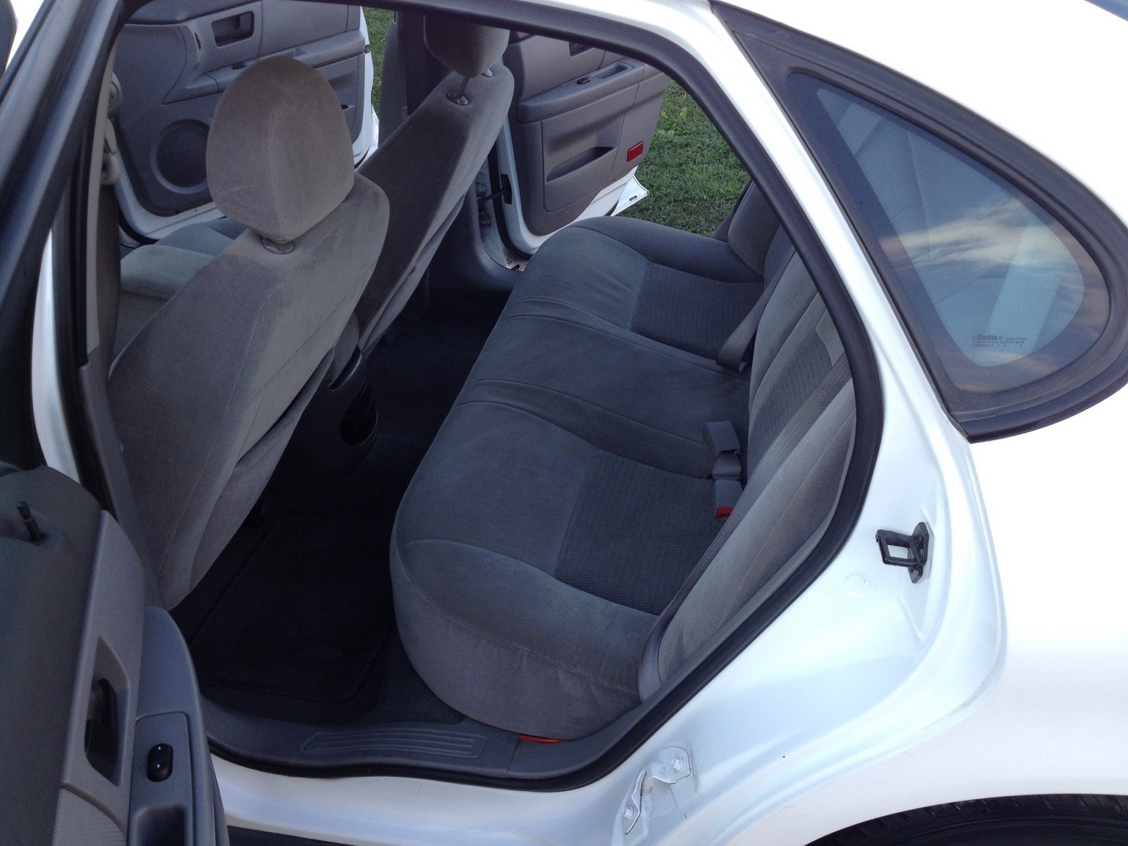 2006 Ford Taurus