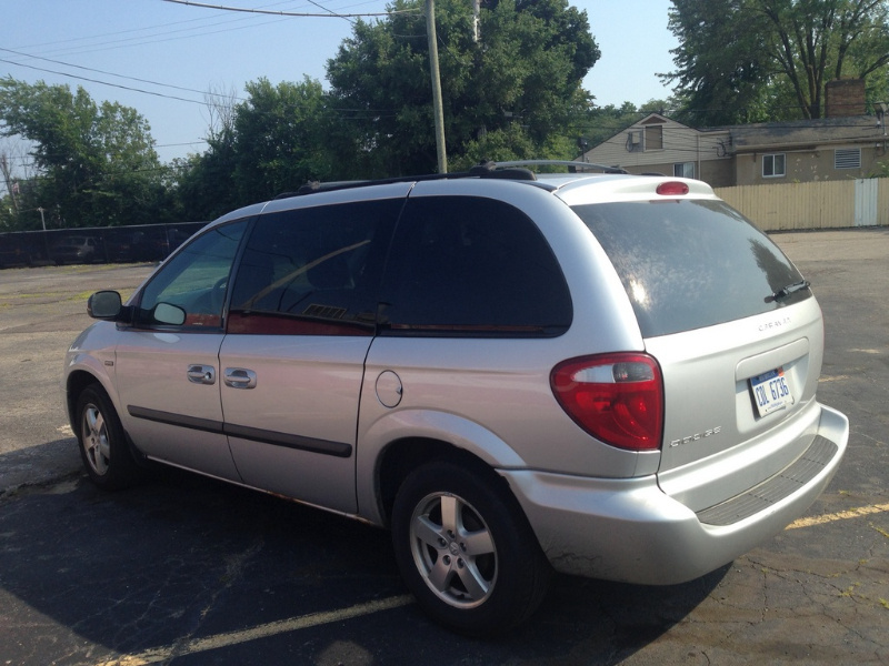 2005 Dodge Caravan