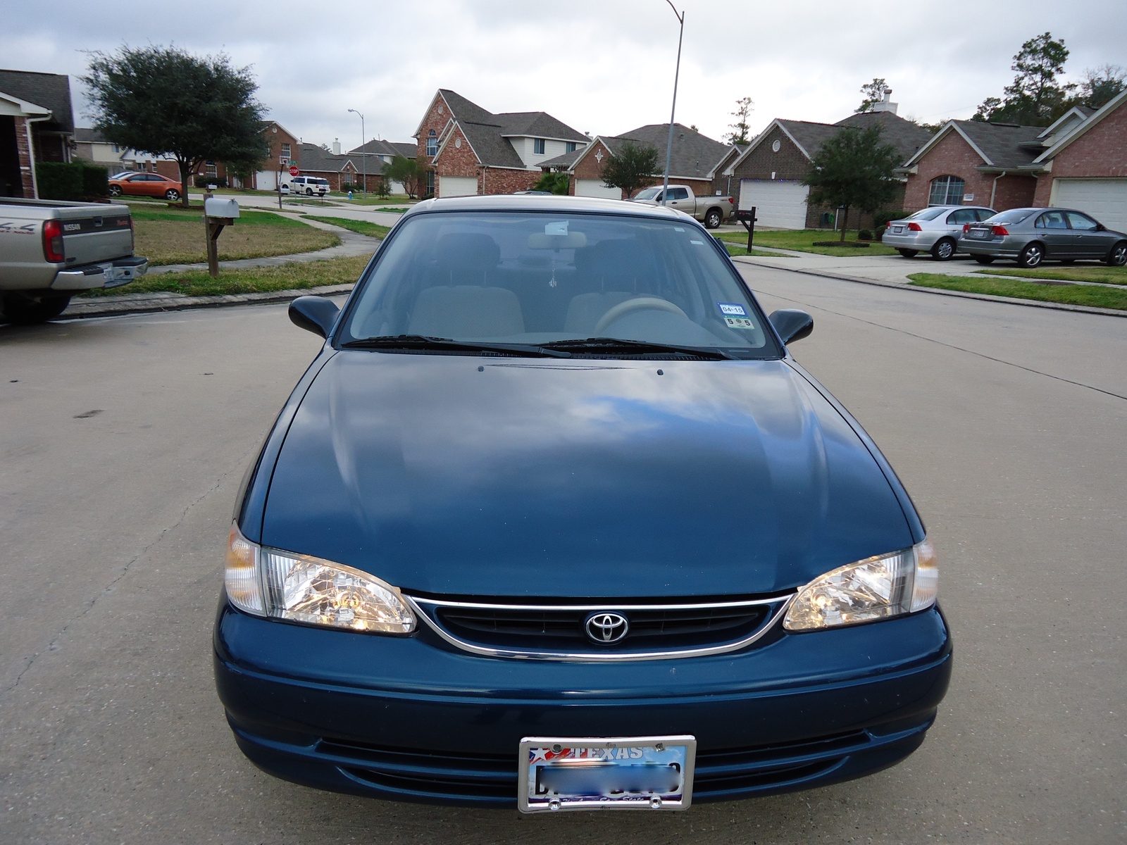 2000 Toyota Corolla