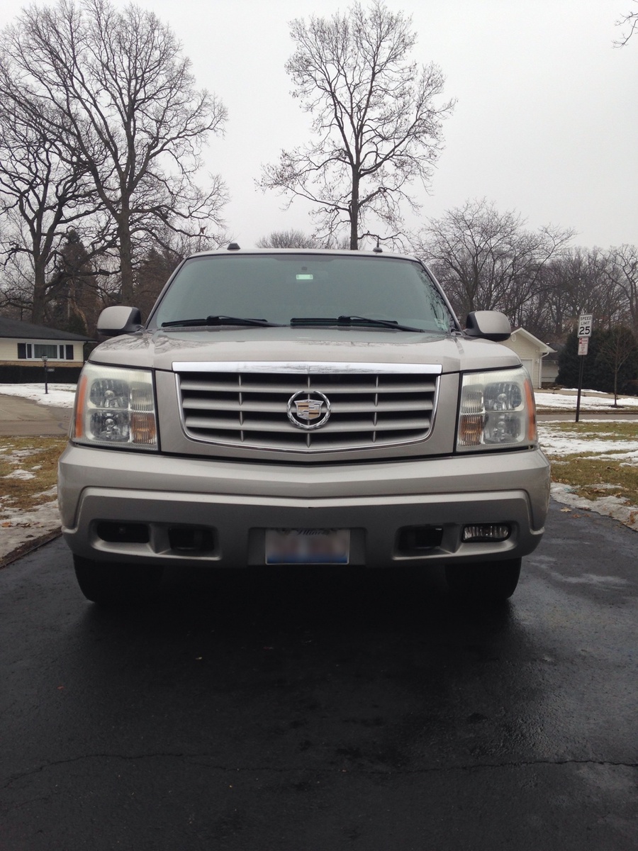 2004 Cadillac Escalade