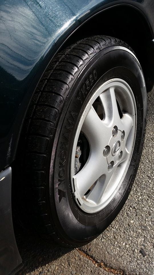 1995 Lexus ES 300