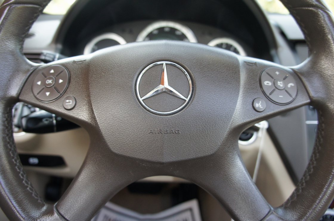 2009 Mercedes-Benz C-Class