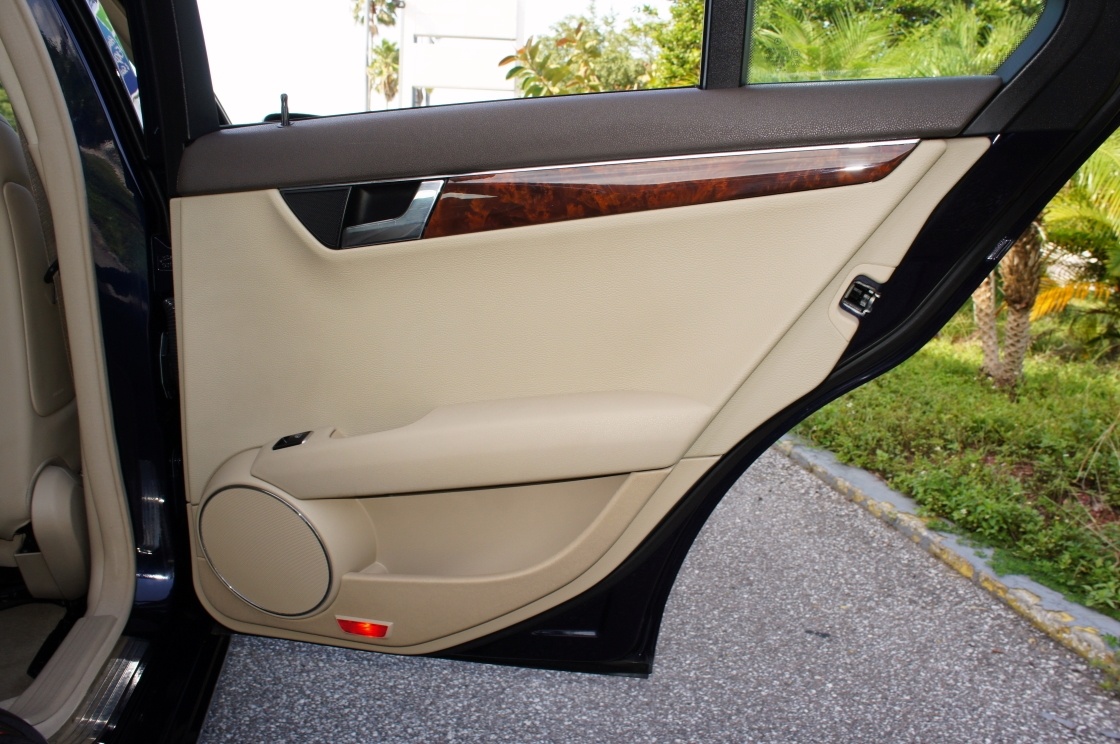 2009 Mercedes-Benz C-Class