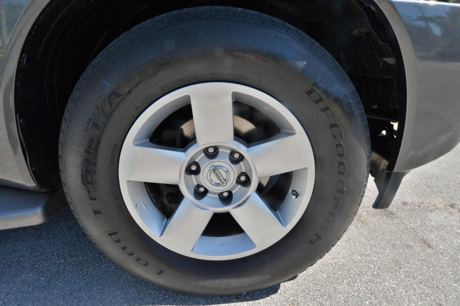 2004 Nissan Armada