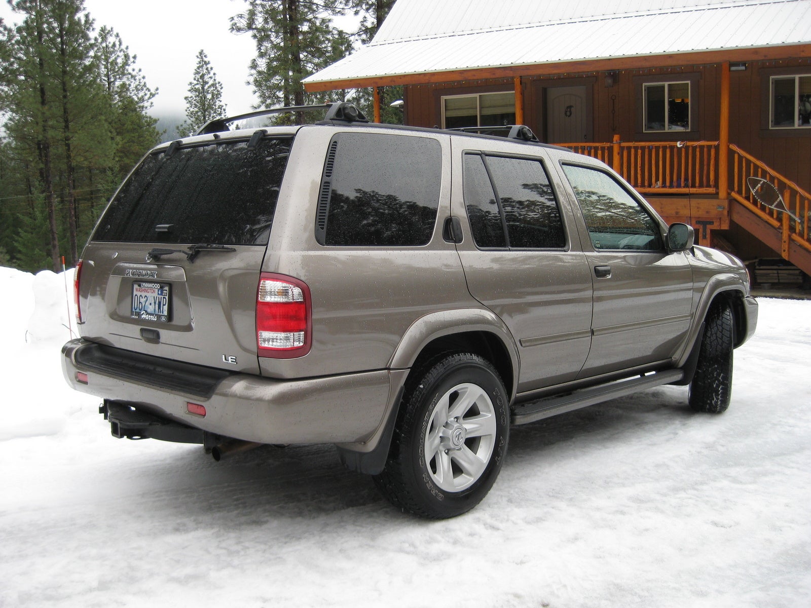 2002 Nissan pathfinder le specifications