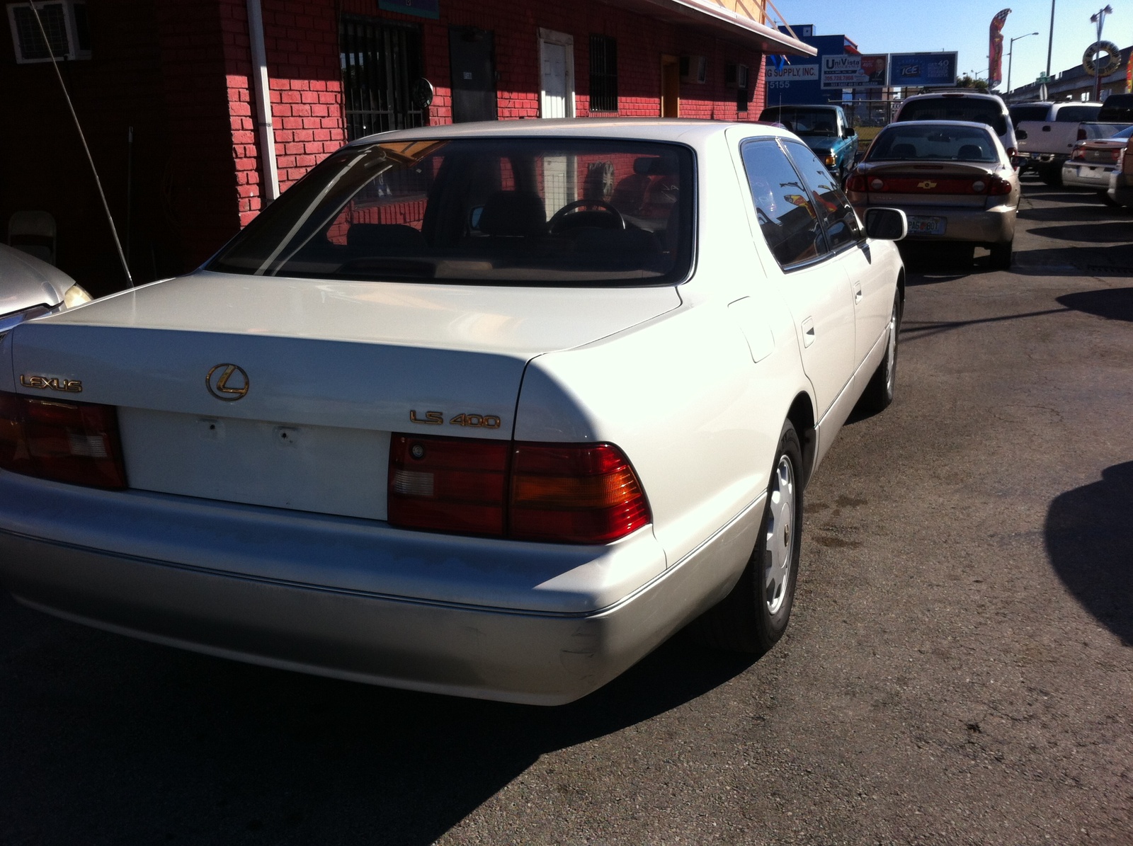 1996 Lexus LS 400