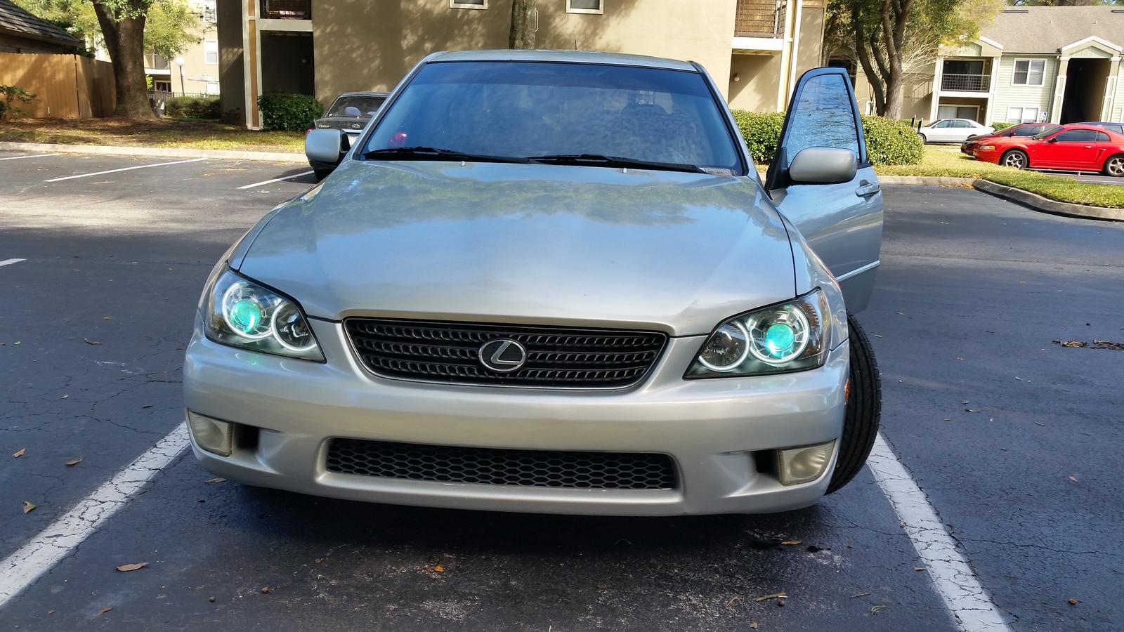2001 Lexus IS 300