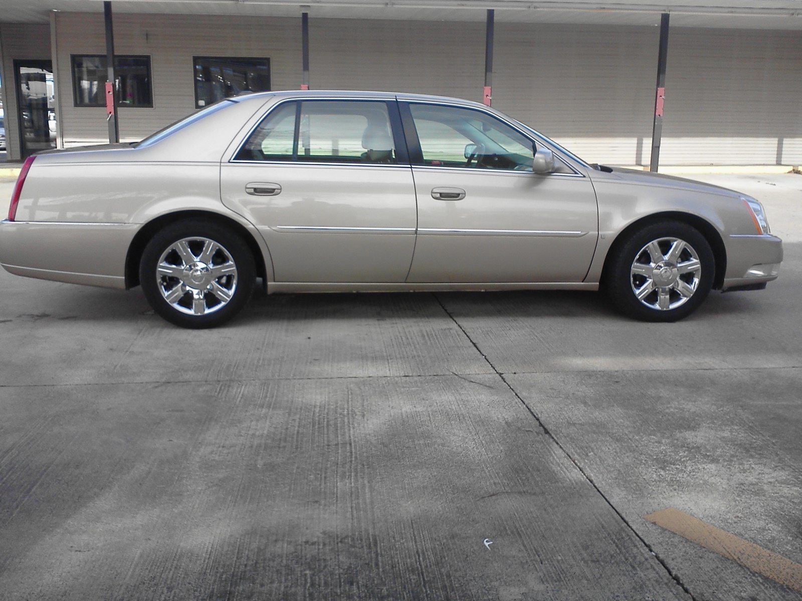 2006 Cadillac DTS Overview CarGurus