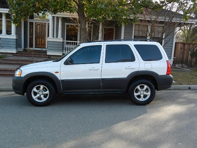 2005 Mazda Tribute
