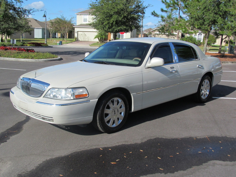 2007 Lincoln Town Car