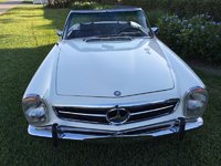 1972 Mercedes-Benz SL-Class Overview 1972 Mercedes-Benz SL-Class Overview