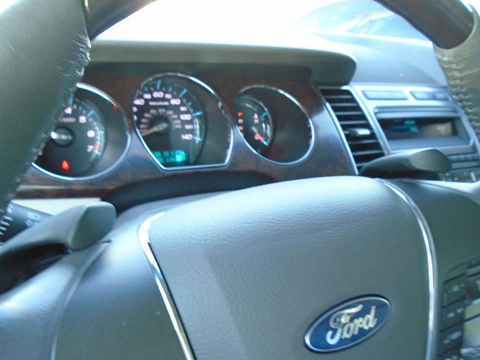 2011 Ford Taurus