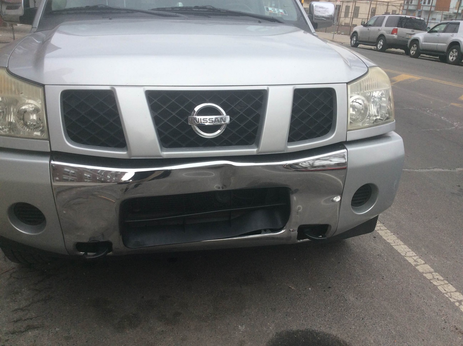 2004 Nissan Armada