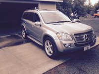 2008 Mercedes-Benz GL-Class Overview 2008 Mercedes-Benz GL-Class Overview
