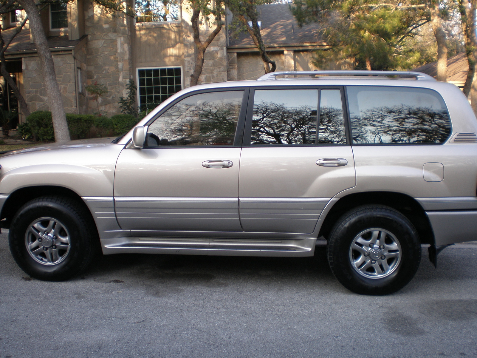 2001 Lexus LX 470