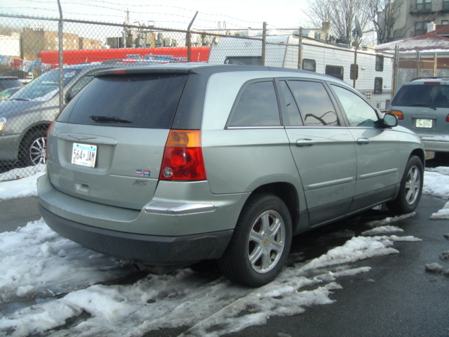 2004 Chrysler Pacifica