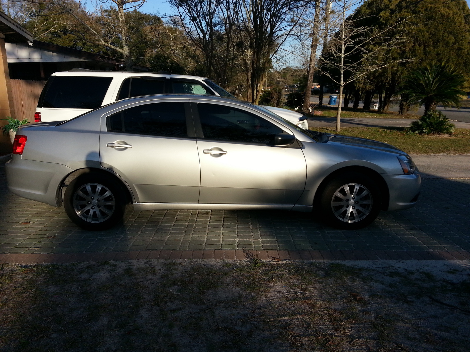 2009 Mitsubishi Galant