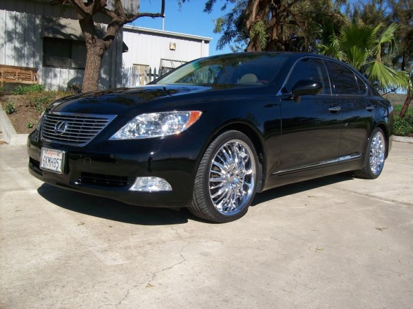 2007 Lexus LS 460