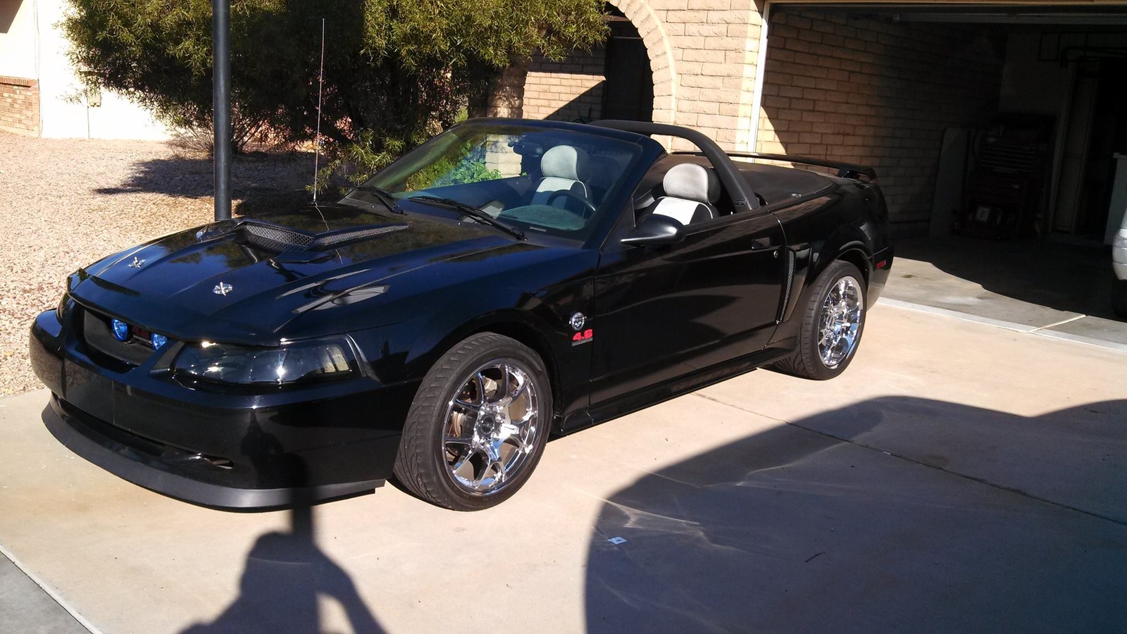 2004 Ford Mustang