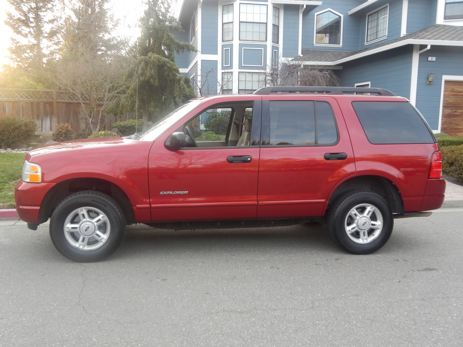 2005 Ford Explorer