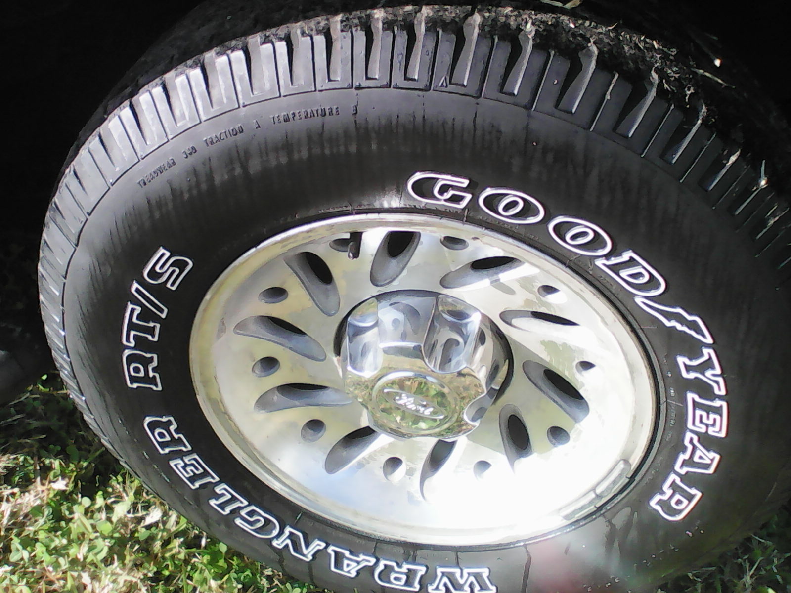2000 Ford Explorer