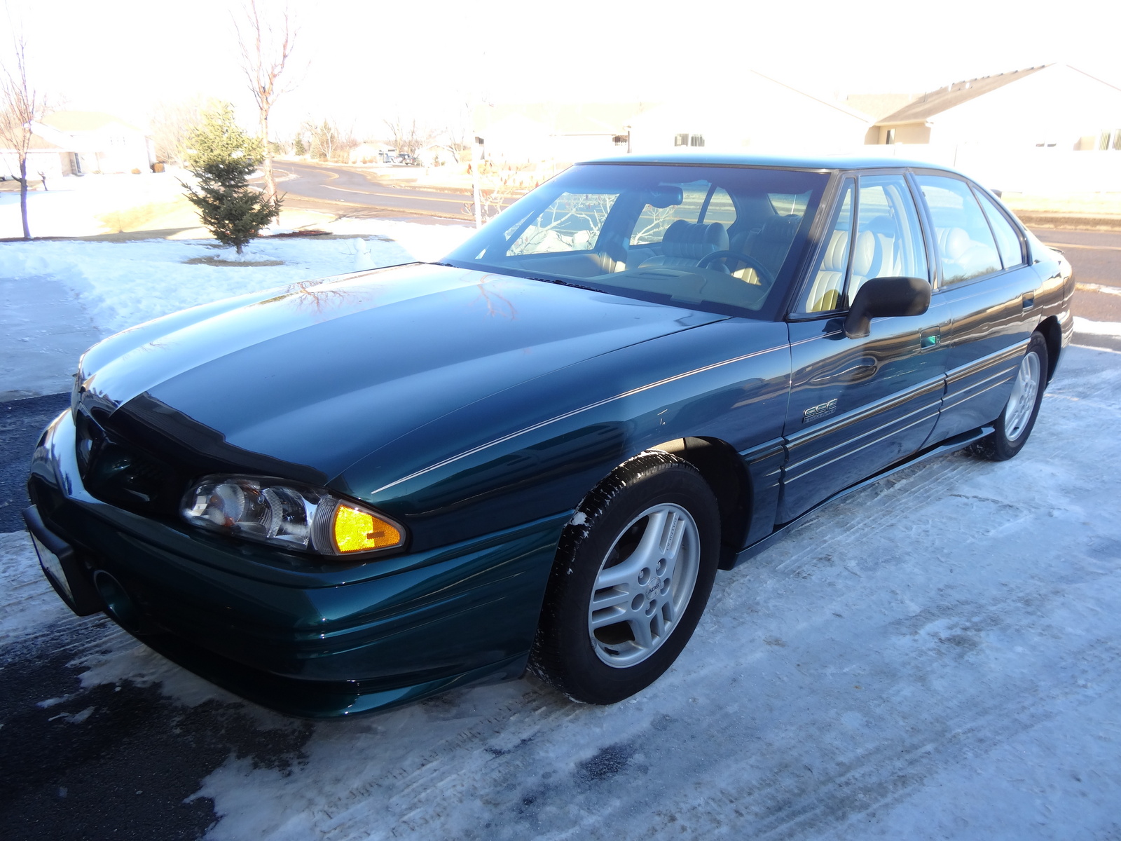 1999 Pontiac Bonneville Overview CarGurus