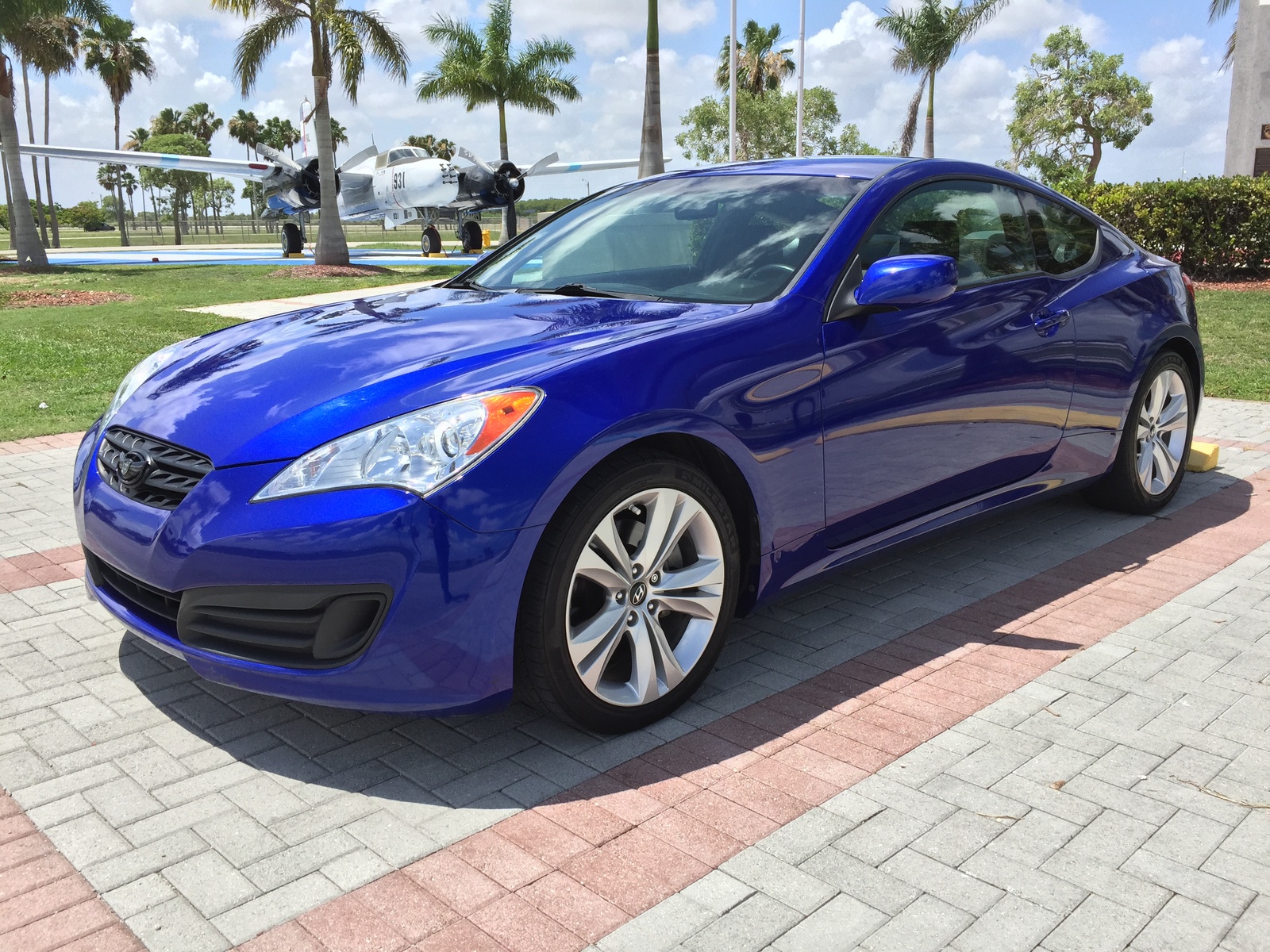 2012 Hyundai Genesis Coupe - Review - CarGurus