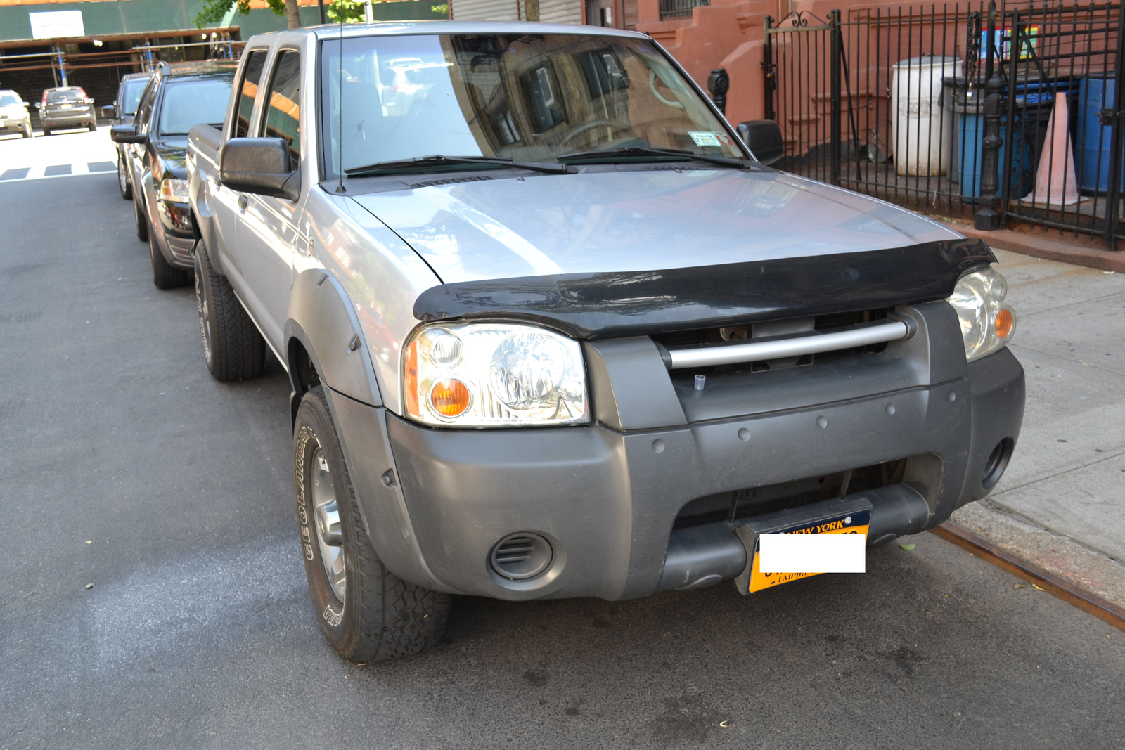 Find nissan frontier 2003 short bed 4 cylinder truck #10