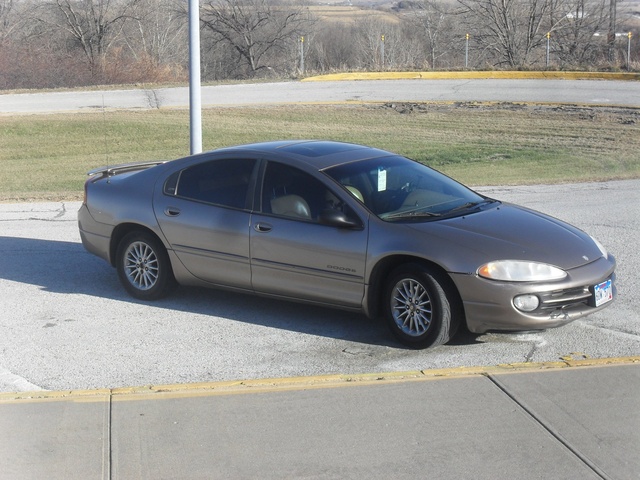 2000 Dodge Intrepid - Overview