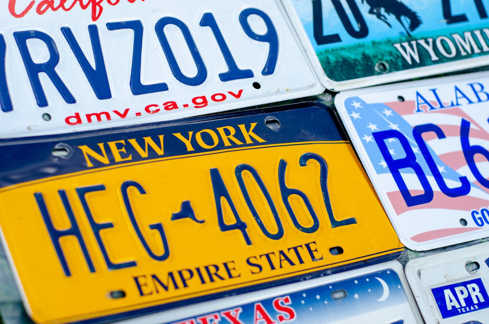 Navigating Temporary Tags for Your New Car: Tips for a Hassle-Free Process