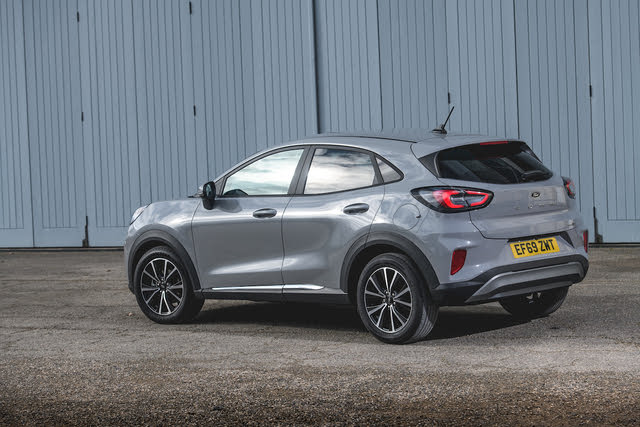 Ford Puma SUV (2019-2020) Ford Puma SUV (2019-2020)