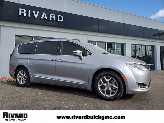 used 2019 pacifica limited
