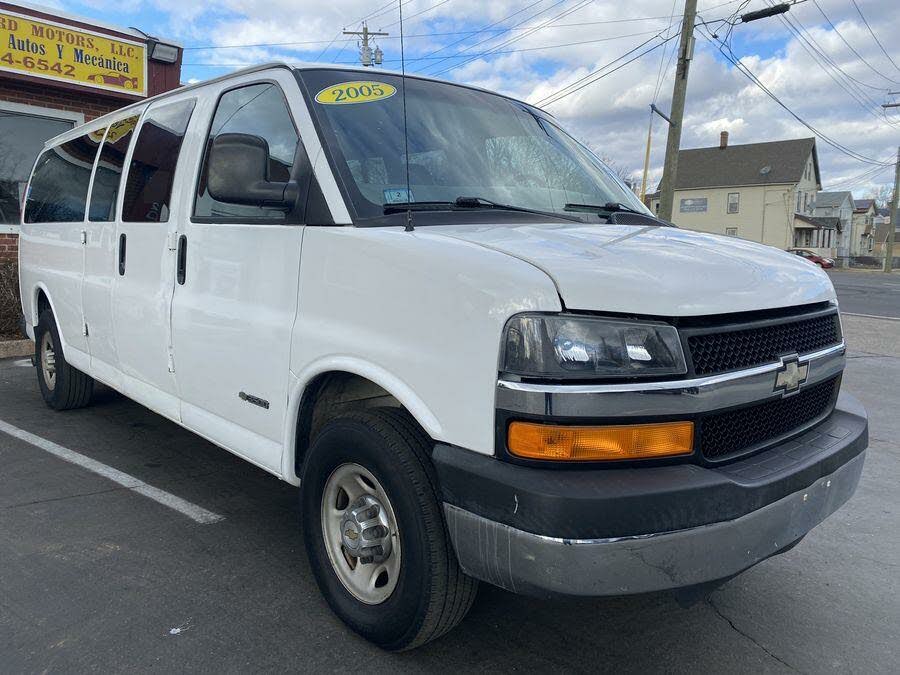 2004 chevy express 3500 owners manual