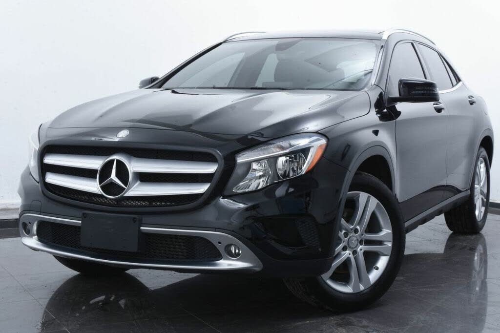 Used 17 Mercedes Benz Gla Class For Sale With Photos Cargurus