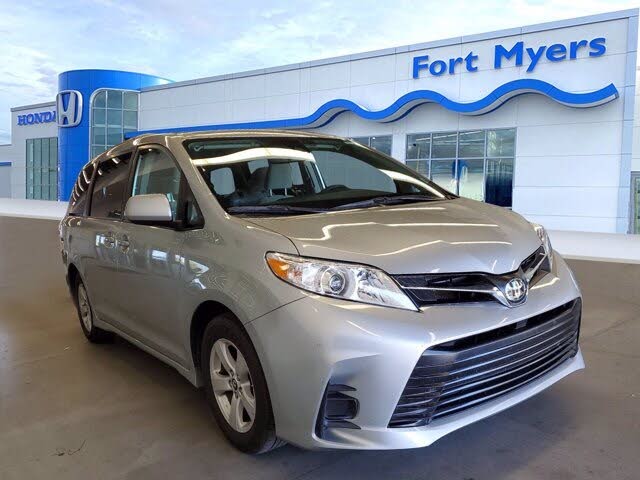 2020 toyota sienna le 8 passenger