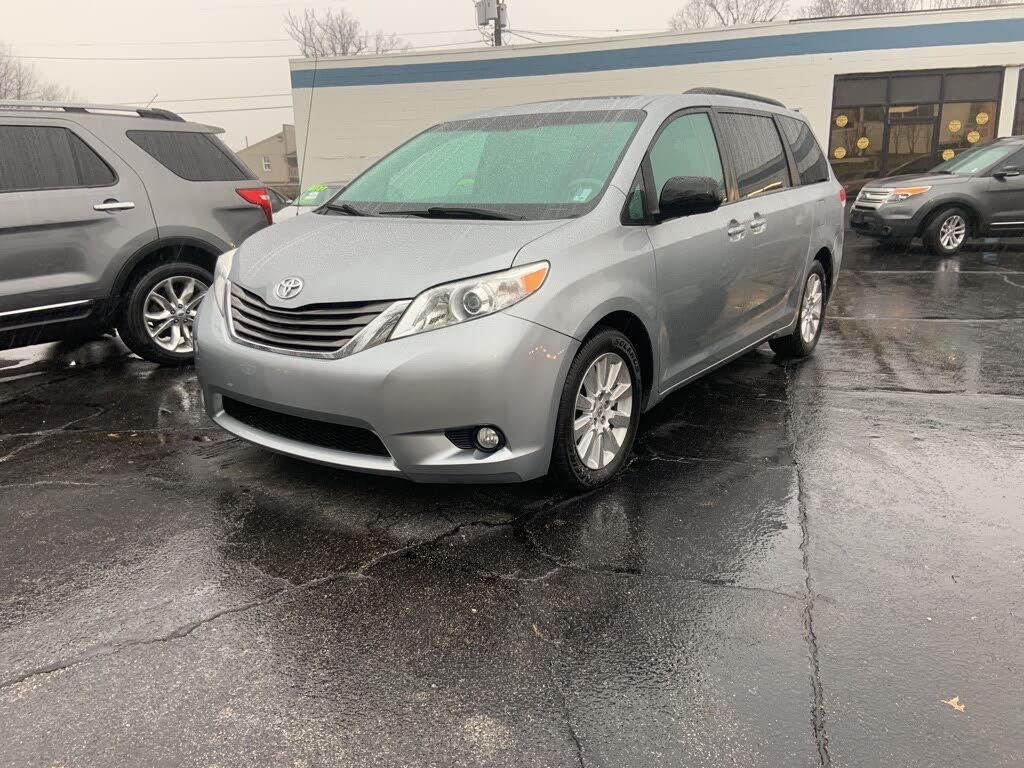 2013 toyota sienna xle awd