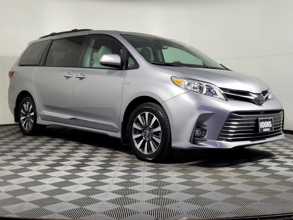 2018 toyota sienna xle v6 awd passenger van
