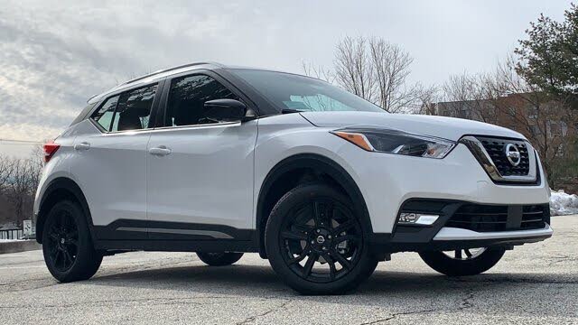 cargurus nissan kicks