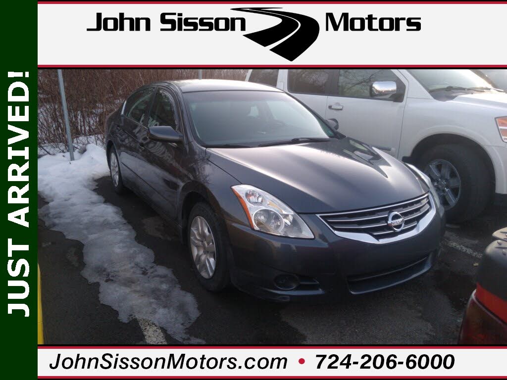 2012 nissan altima cost to own