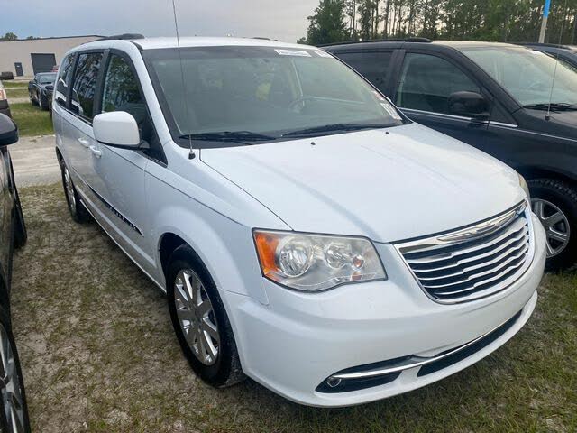 Chrysler Town & Country eL LWB FWD for Sale in Brunswick