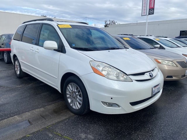Used 2009 Toyota Sienna LE for Sale in Los Angeles, CA - CarGurus