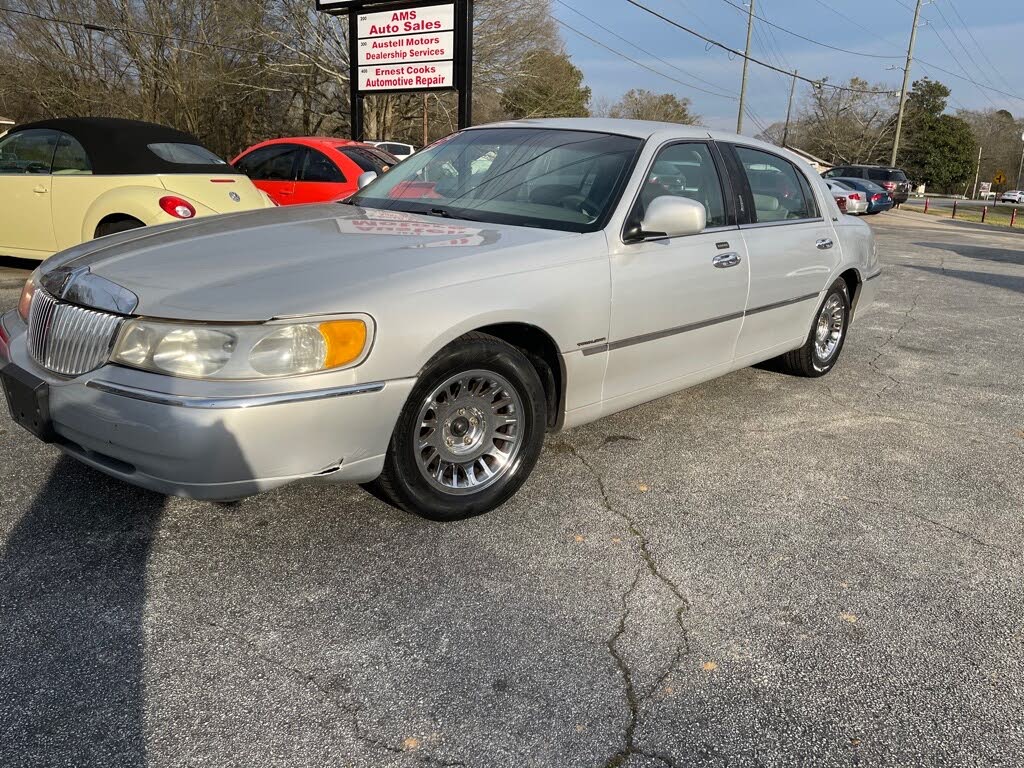 Used 2000 Lincoln Town Car Cartier L 
