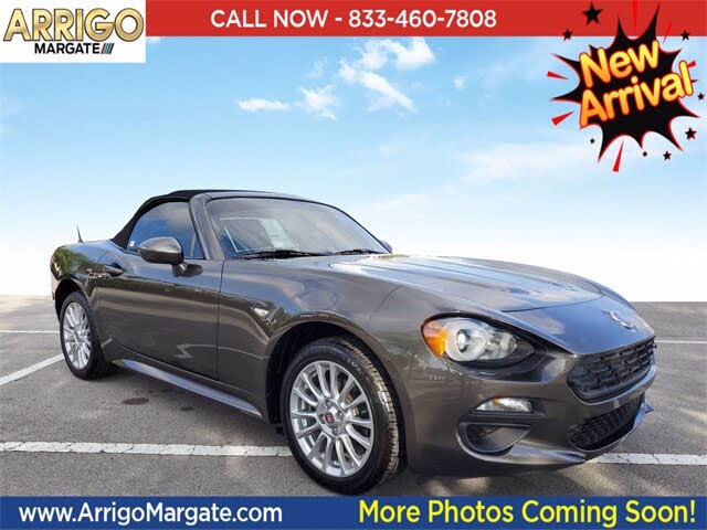 Used 17 Fiat 124 Spider For Sale With Photos Cargurus