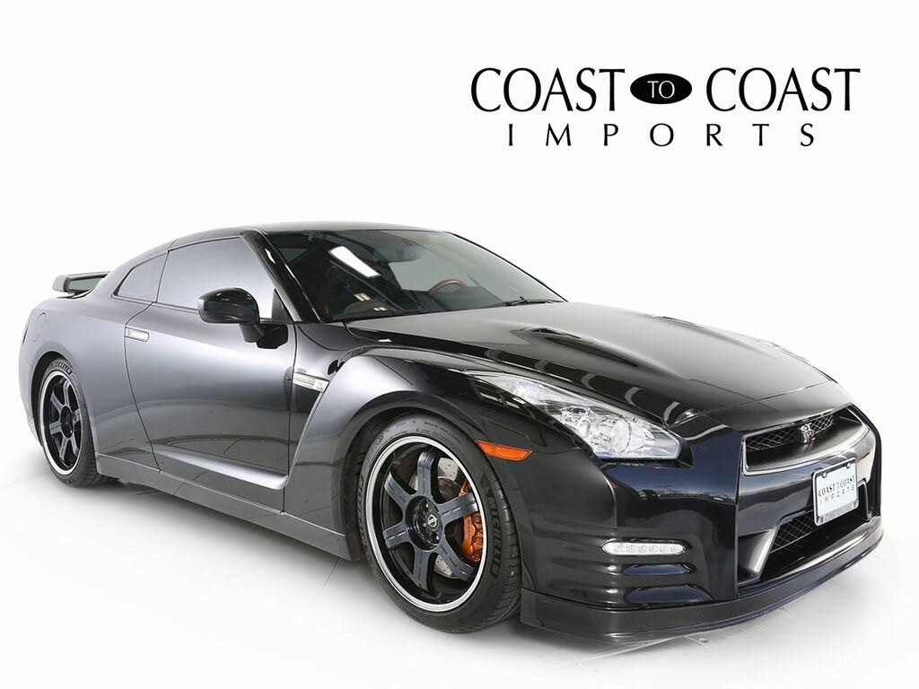 Used 14 Nissan Gt R For Sale With Photos Cargurus